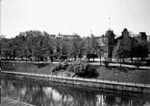Rideau Canal and Drill Hall along Driveway from Laurier Avenue. 1920s