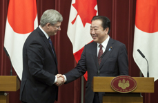 [Prime Minister Stephen Harper and Yoshihiko Noda, Prime Minister of Japan, announce the launch of free trade negotiations with Japan in Tokyo, Japan] 24 March 2012