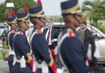 [Prime Minister Stephen Harper arrives to an Honour Guard at the airport in Panama City, Panama] 11 August 2009