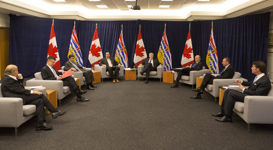 [Prime Minister Stephen Harper hosts a business roundtable while in Vancouver, British Columbia] 15 September 2013