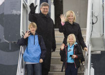 [Prime Minister Stephen Harper, his wife Laureen Harper and his children, Ben and Rachel, leave snowy Ottawa en route to Lille and Vimy, France for the 90th anniversary of the Battle of Vimy Ridge] 7 April 2007