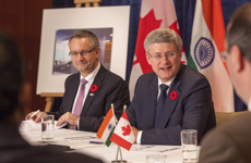 [Prime Minister Stephen Harper and Ed Fast, Minister of International Trade and Minister for the Asia-Pacific Gateway, host a business roundtable in Bangalore, India] 8 November 2012