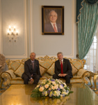 [Prime Minister Stephen Harper meets with Dato' Sri Mohd Najib bin Tun Abdul Razak, Prime Minister of Malaysia in Kuala Lumpur, Malaysia] 6 October 2013