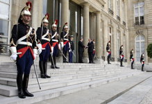 [French President Jacques Chirac, right, says goodbye to Prime Minister Stephen Harper following bilateral talks in Paris at the Élysée Palace] 19 July 2006