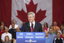 [Prime Minister Stephen Harper announces support for three projects in Prince Edward Island under the Atlantic Innovation Fund during a stop in Summerside, PEI] 14 May 2013