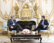 [Prime Minister Stephen Harper meets with French President Nicolas Sarkozy at the Élysée Palace in Paris, France] 5 June 2007