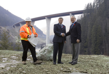 [Prime Minister Stephen Harper and British Columbia Premier Gordon Campbell visit the Kicking Horse Canyon Bridge near Golden, British Columbia on the Trans-Canada Highway] 6 November 2007
