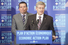 [Prime Minister Stephen Harper announces further support to protect jobs in the forestry sector following a tour of the Domtar Mill in Windsor, Quebec] 6 January 2011
