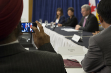 [Prime Minister Stephen Harper meets with a group of representatives from multicultural media in Vancouver, British Columbia] 14 September 2013