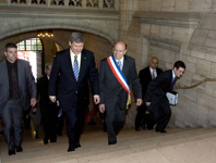 [Prime Minister Stephen Harper and the Mayor of Arras, Jean-Marie Vanlerenberghe, at City Hall in Arras, France] 8 April 2007