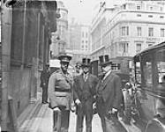 Sir R. Borden with Mr. H. Burton, Minister of Railways in South Africa, and General Smuts, London, July 1918 1914-1919