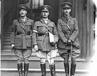Maj. Goodeve, D.S.O., C n. dn Artillery, Brig.-Gen. E.W.B. M rrison,SD.S.O., C.M.G., C.B., K.C.M.G., G.O.C., C n. dn Artillery and Brig.-Gen. C. MacLaren, C.M.G 1914-1919
