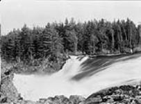 Chats Falls, side view of Horseshoe Falls n.d.