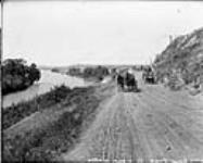 Bow River Road to Head Gates 4 miles east of Calgary (C.P.R. (Canadian Pacific Railway)) 1868-1923