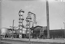 Cracking plant & coils, Canadian Oil Refineries Ltd., Petrolia, Ont July 1936
