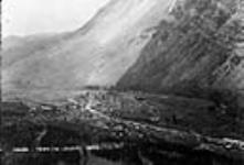 Frank: Town & Slide, Crowsnest Pass district, Alta 1910?