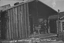 Billy Campbell, Winnipeg cabin 1900