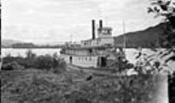 Steamer "D.A. Thomas" on Peace River, Alta., 1918