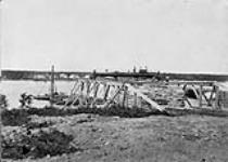 Construction of the Miramichi Bridges on the Intercolonial Railway. North West Branch. Rear view of easterly abutment, and sheet piling to Pier X/Construction des ponts de Miramichi sur l'Intercolonial. Embranchement nord-ouest 21 Aug. 1872