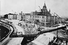 Parliament buildings - construction. Rebuilding of the Centre Block 1917 - 1918