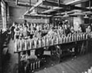 Manufacture de la compagnie Northern Electric Co. Ltd vers 1916