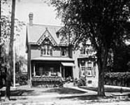 Residence of Mr. Justice Sedgewick, 251 Cooper Street, Ottawa, Ontario July, 1900