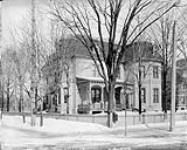 Residence of Sir Wilfrid Laurier, [Laurier Avenue East] Mar. 1901