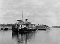 Steamship W.A. BOWDEN ca. 1925 - 1935