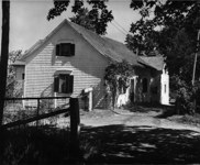 La maison Chiniquy à St. Aubert, cté. de L'Islet ca. 1940-ca. 1957