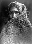 Femme hesquiate [Les Hesquiats sont une tribu centrale Nootka de la Colombie-Britannique.] 1916