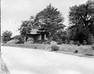 Driveway West of Bank Street 1908
