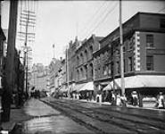 Sparks Street looking east from Metcalfe Street Sept. 1905