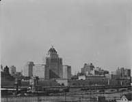 Part of Skyline, showing Royal York Hotel, Toronto, Ont 1930