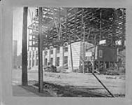 [Construction of the] Montreal Examining Warehouse, Montreal, Que. McGill and Youville Streets 13th Apr., 1914