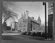 Old Knox Church (rear view) taken from south East corner of Elgin and Slater Streets, Ottawa, Ontario 6 Apr., 1938