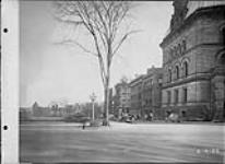 Looking down Elgin Street from Wellington Street, Ottawa, Ontario 6 Apr., 1938