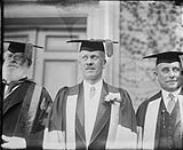 Earl of Bessborough, (right), William Donald Ross, Lieutenant Governor of Ontario (centre) University of Toronto, Ont n.d.