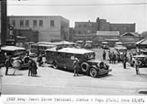 Gray Coach Lines Terminal Dundas & Bay Streets, [Toronto, Ont.] June 11, 1928