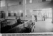 Gray Coach Lines Bay Street Terminal. Toronto, Ont Jan. 14, 1939
