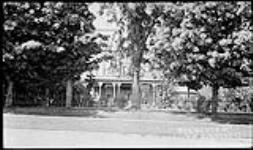 Residence of Mr. A. Barnet ca. 1910
