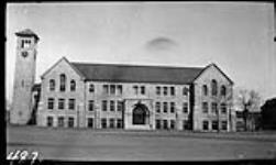 [New Arts Building, Queen's University, Kingston, Ont.] [c. 1916]