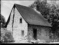 Stone house at Longueuil, P.Q 1930
