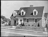 Johnston home at 7 Jackson Avenue, Ottawa, Ont ca. 1947