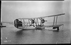 [Canadian Vickers 'Varuna' I flying boat G-CYGV of the R.C.A.F., Shirley's Bay, Ont., 18 November 1925.] 18 Nov. 1925