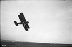 CF-AHV, Avro Avian of Ottawa Car Co. piloted by Capt. Steeves wins his event 6 Oct. 1929
