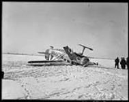 Crash of Norseman No. 2488, damage to ski 14 Jan. 1943