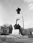 War Memorial 25 Apr. 1951