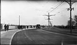 Opening of Bloor Street viaduct, [Toronto, Ont.] 8 Dec., 1918