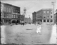 Downie - Wellington St. Intersection, toward old P.O. [Stratford, Ont.] n.d.