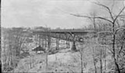 High Bridge from east in St. Catharines 28 Dec. 1915
